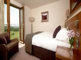 images/Resorts/Lanhydrock/bedroom.jpg